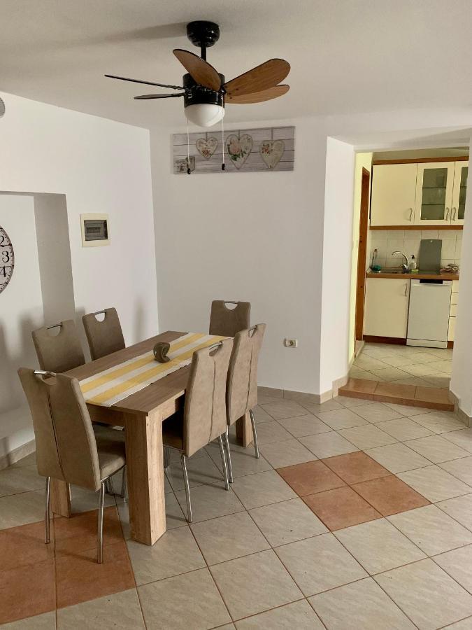 Cvetka Apartman *